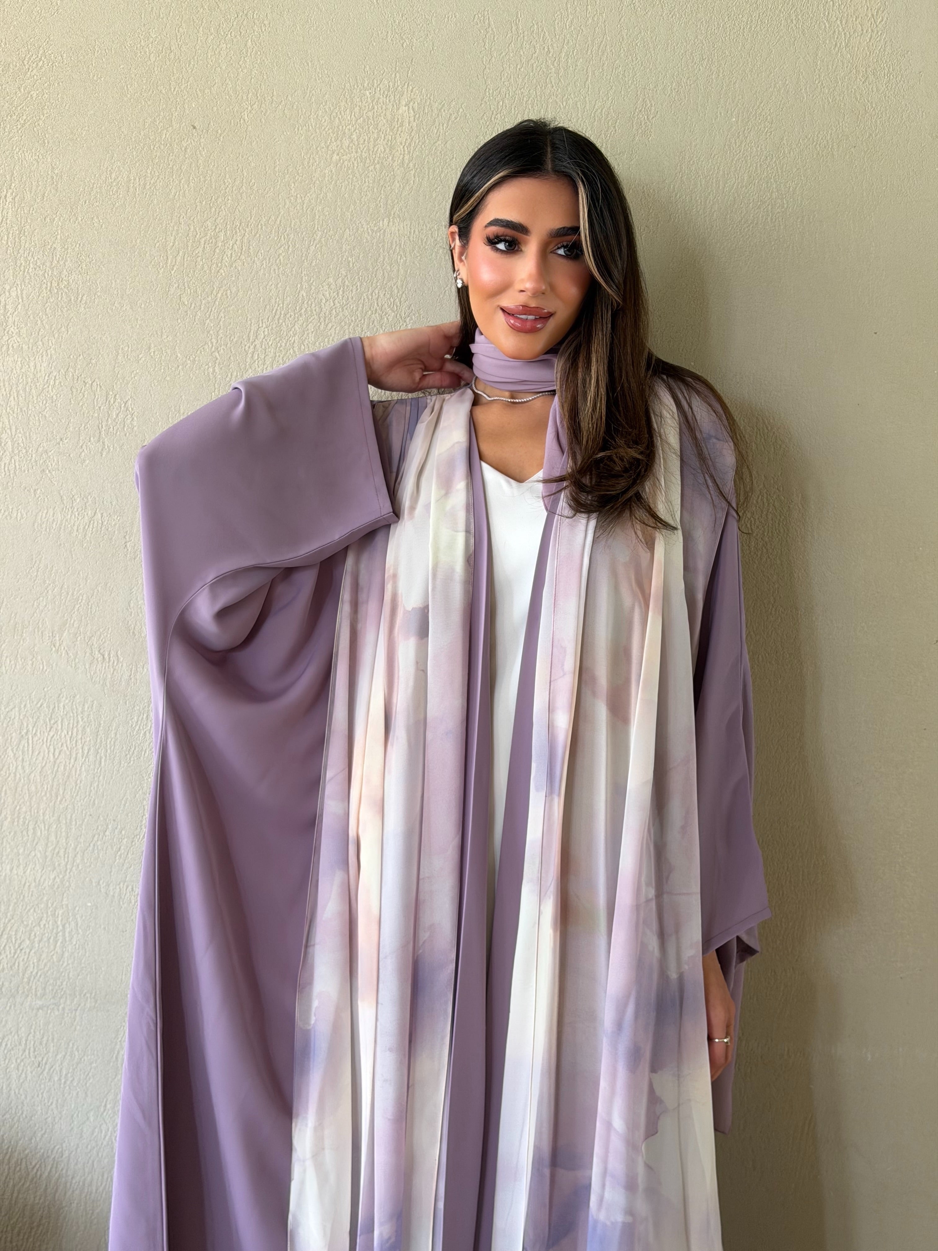 AT553 Bisht Lilac