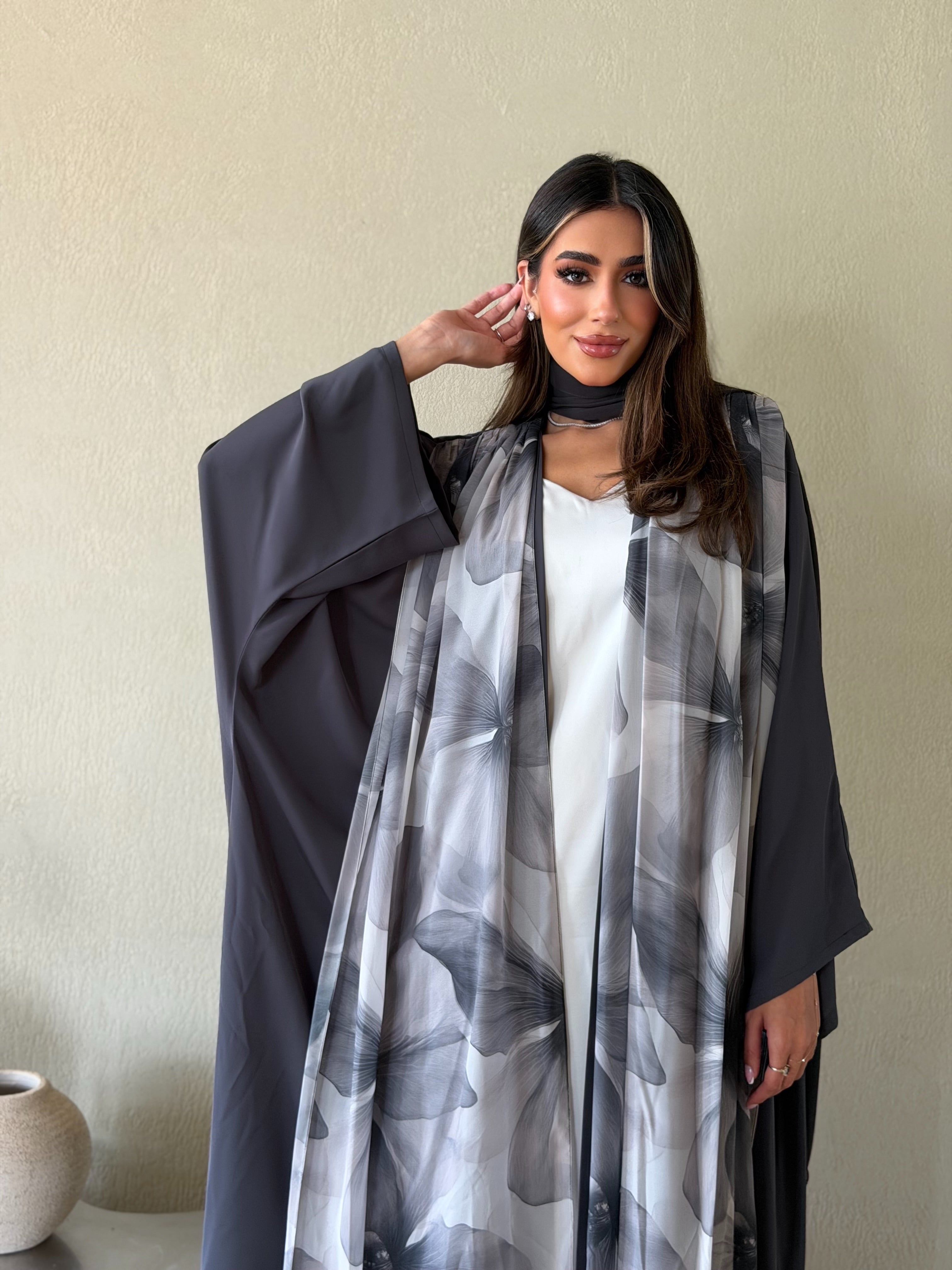 AT554 Flora Bisht