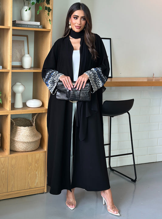 AT350  Black Abaya