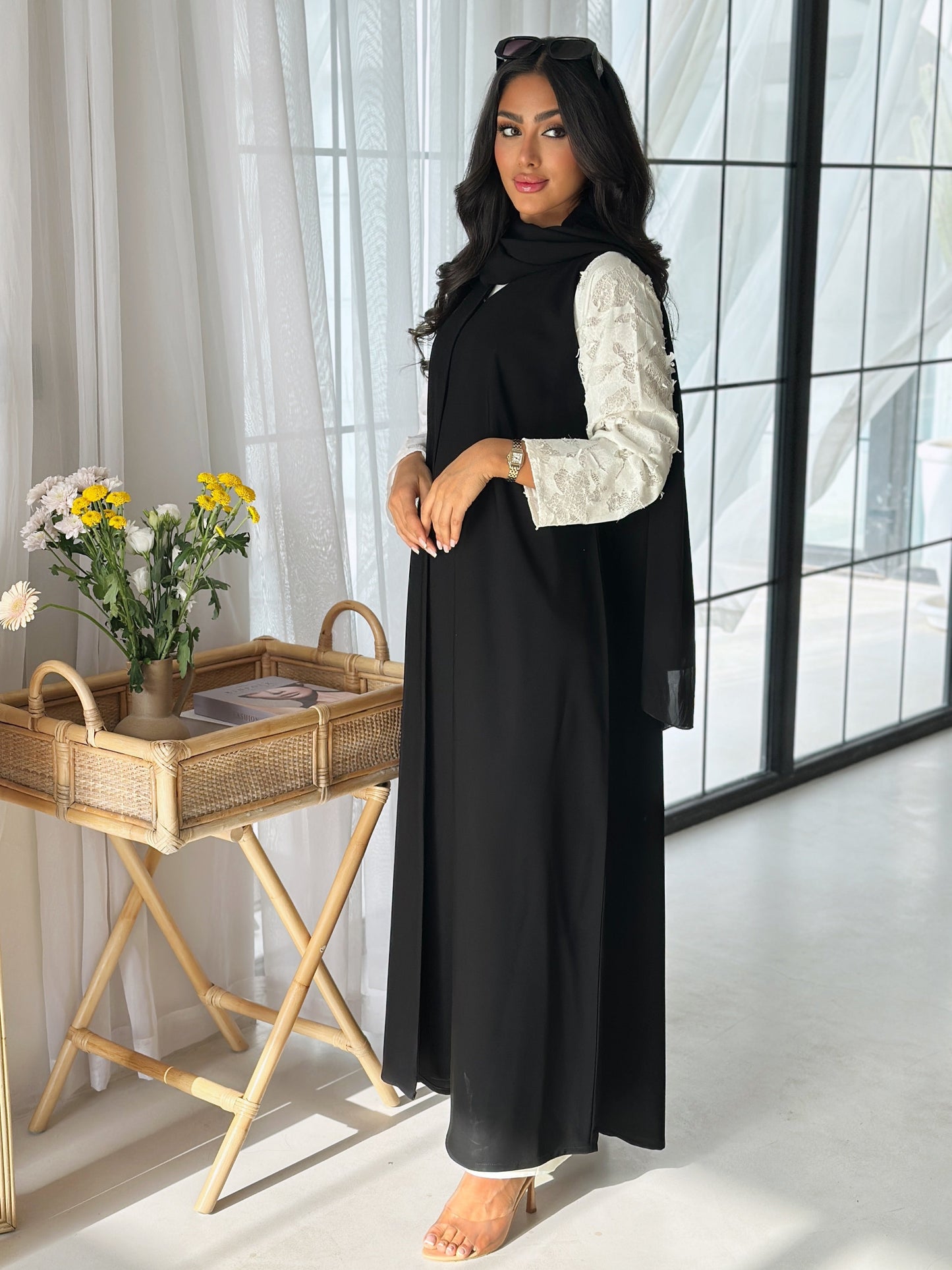 AT416 Black Abaya
