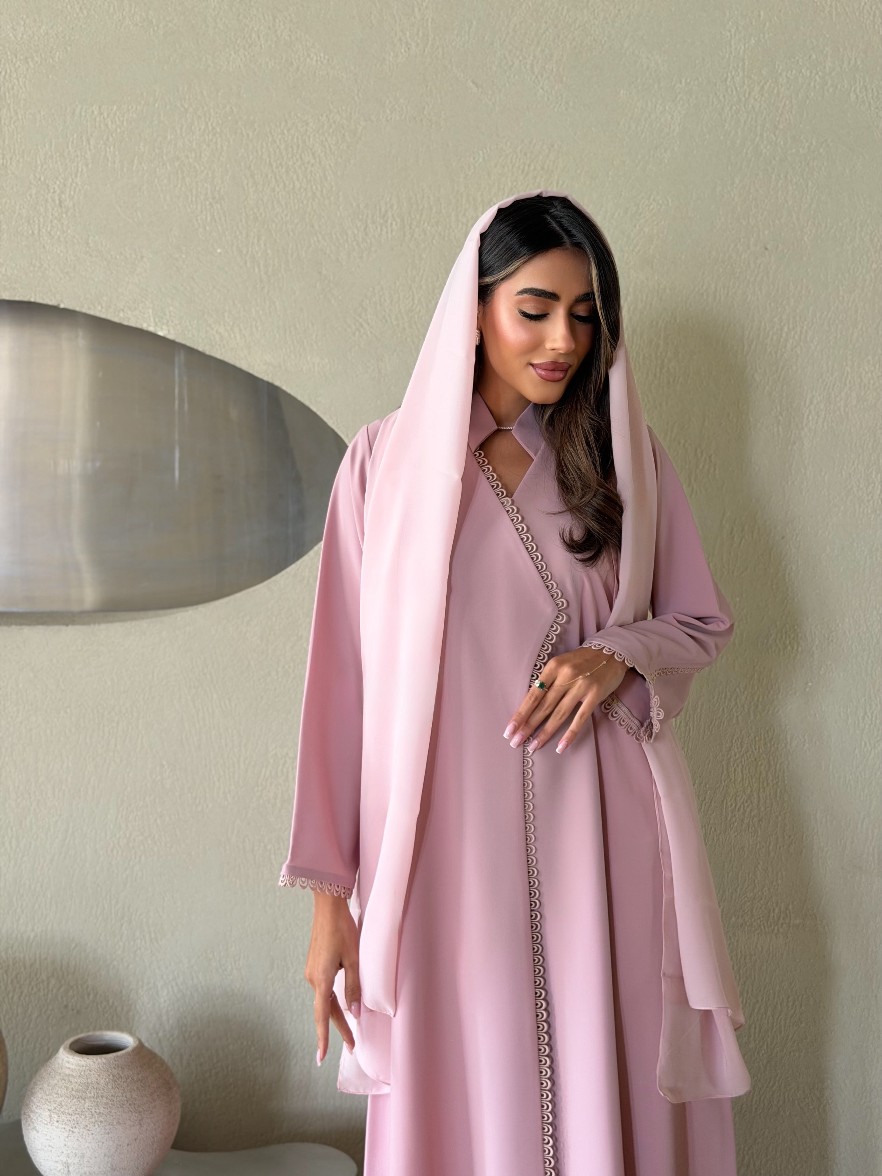 AT560 soft pink Abaya