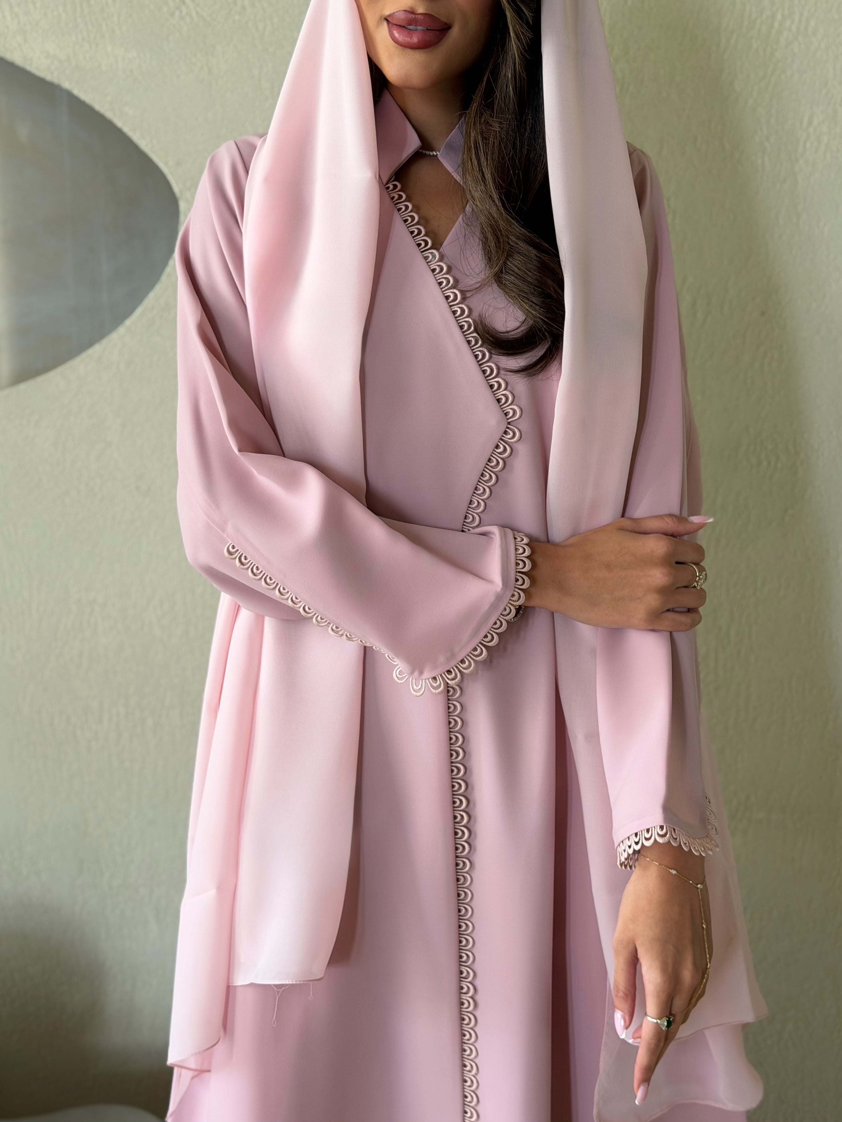 AT560 soft pink Abaya