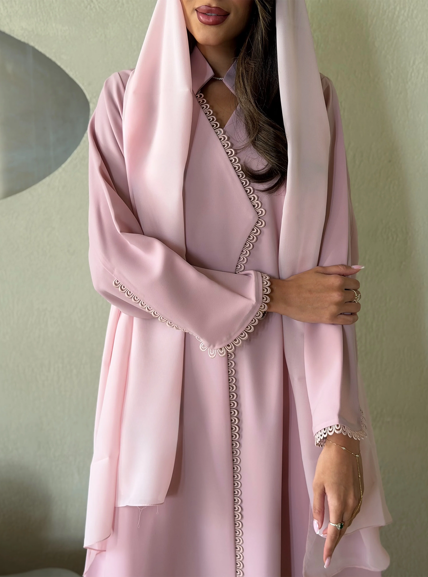 AT560 soft pink Abaya