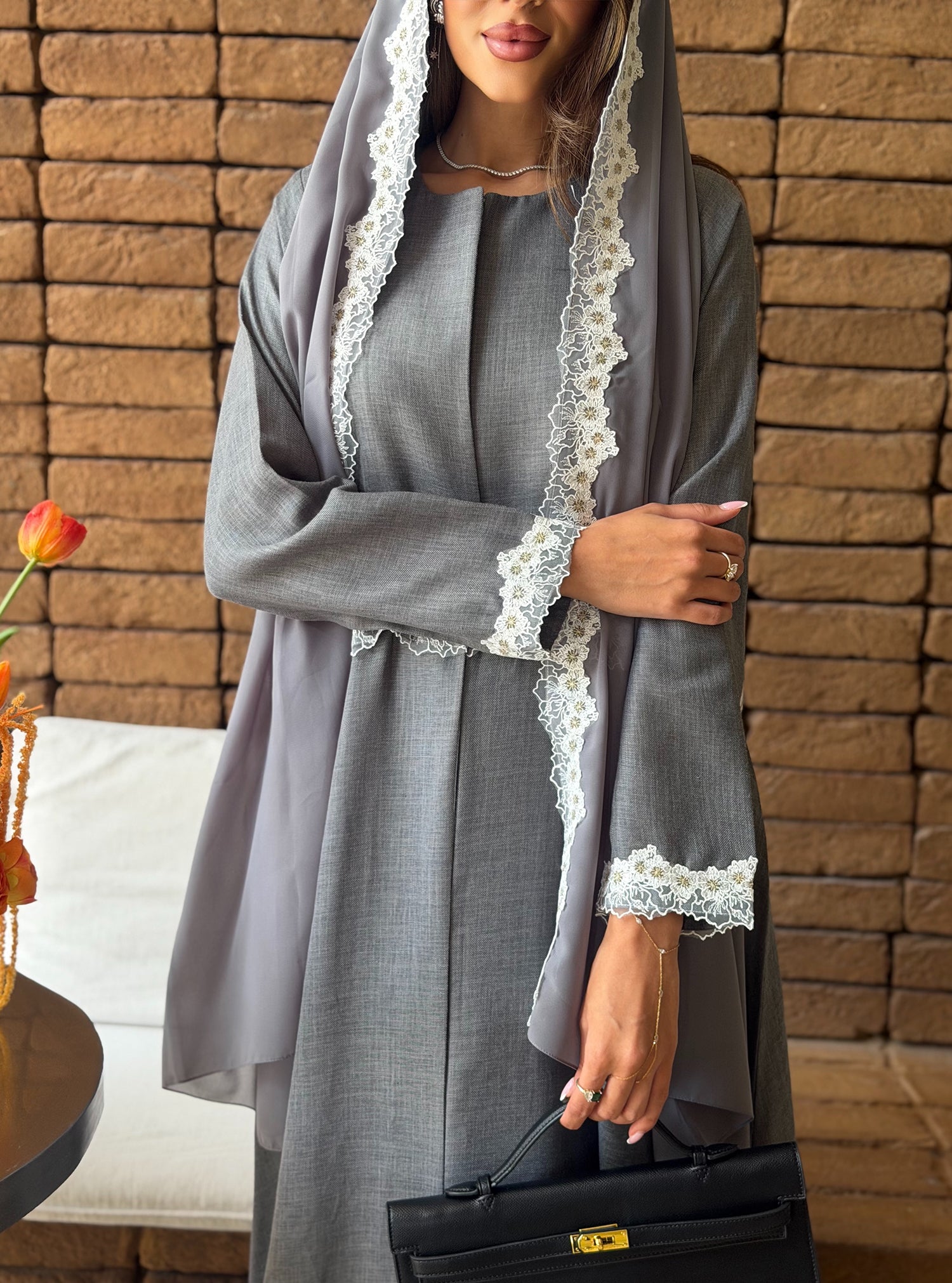 AT572 Gray Lenin Abaya