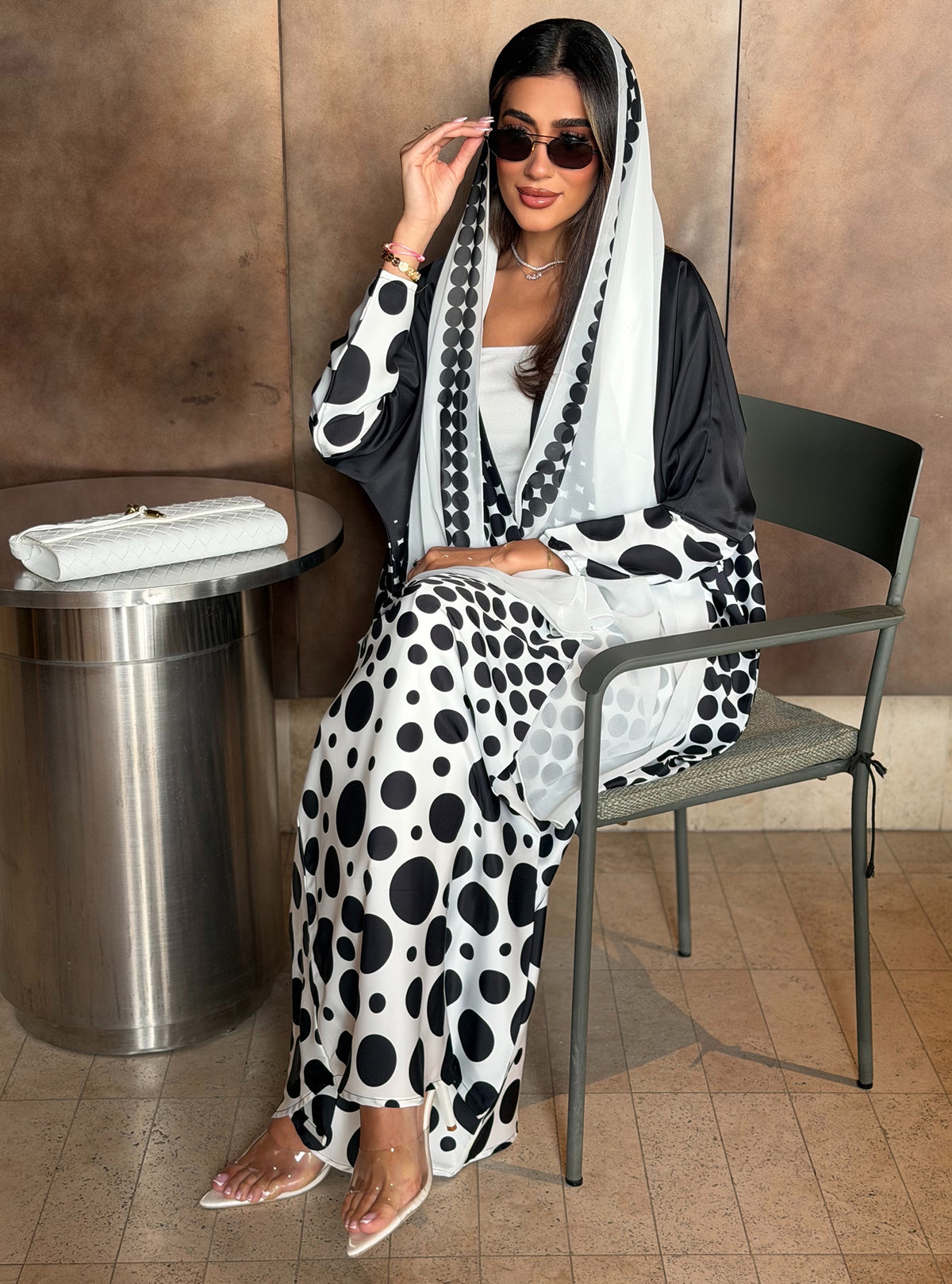 AT577 Polka print Bisht Abaya
