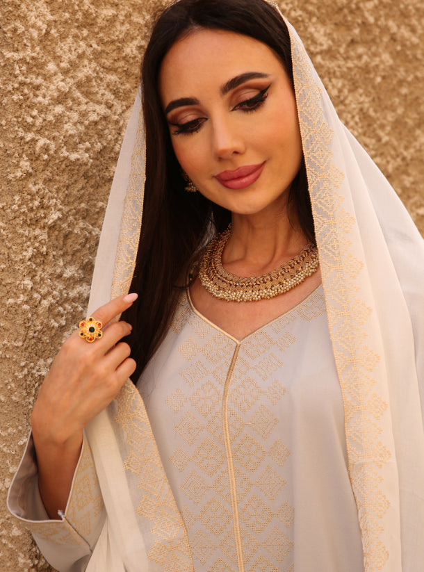 Taupe Mukhawar